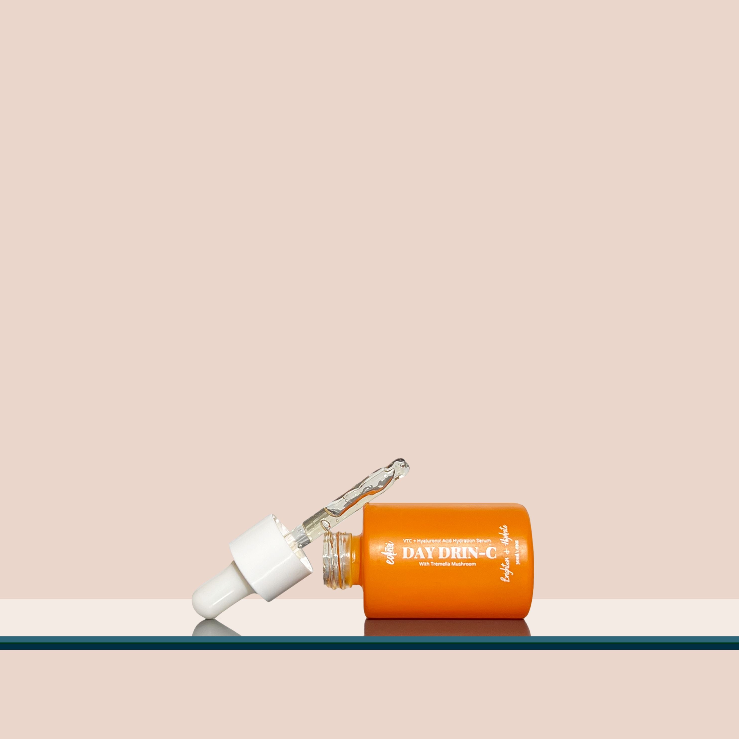 DAY DRIN-C - Vit C & Hyaluronic Acid Face Serum