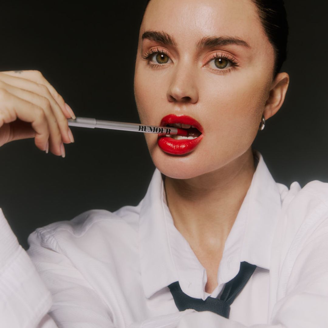 Rumour Lip Smudge (FREE Sharpener)