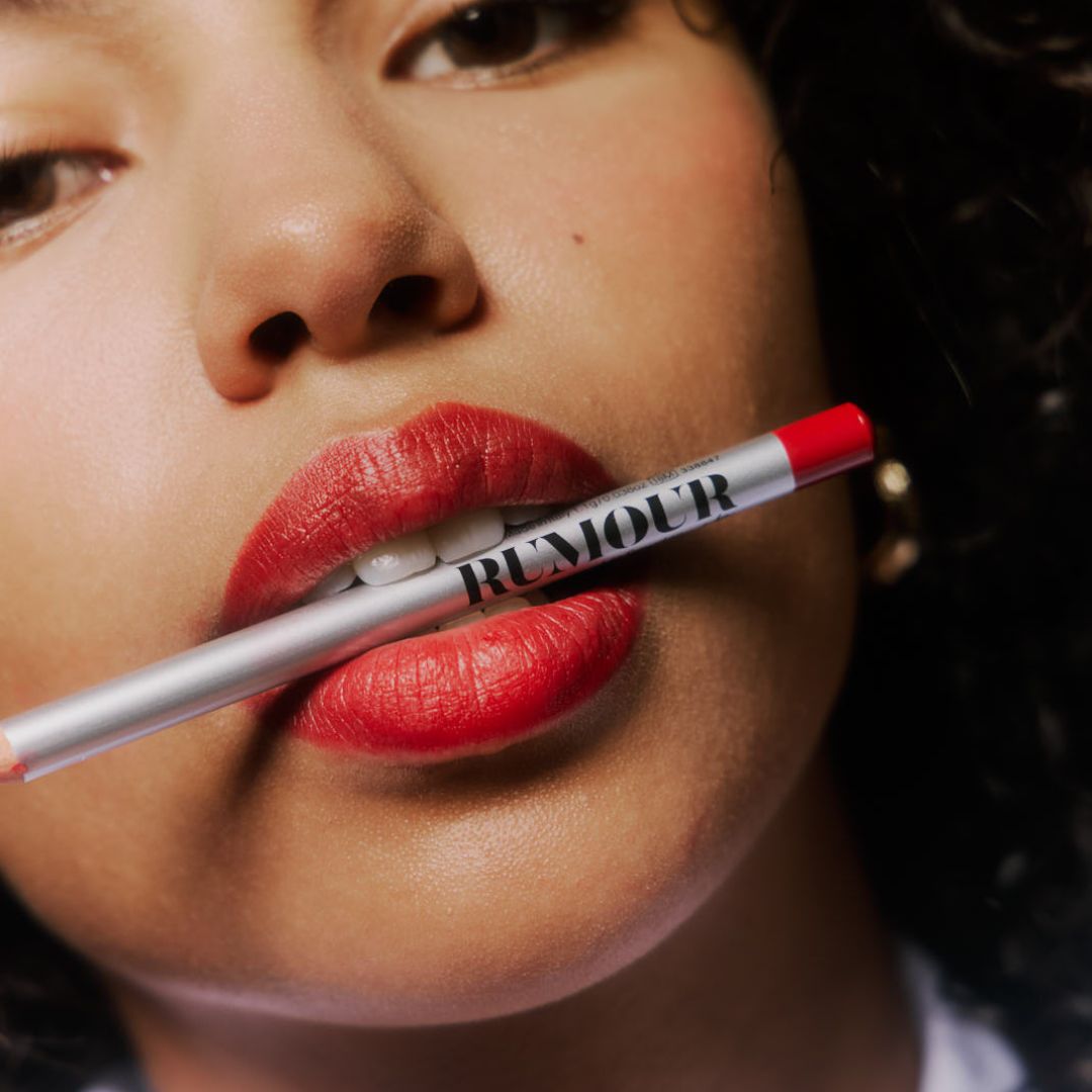 Rumour Lip Smudge (FREE Sharpener)